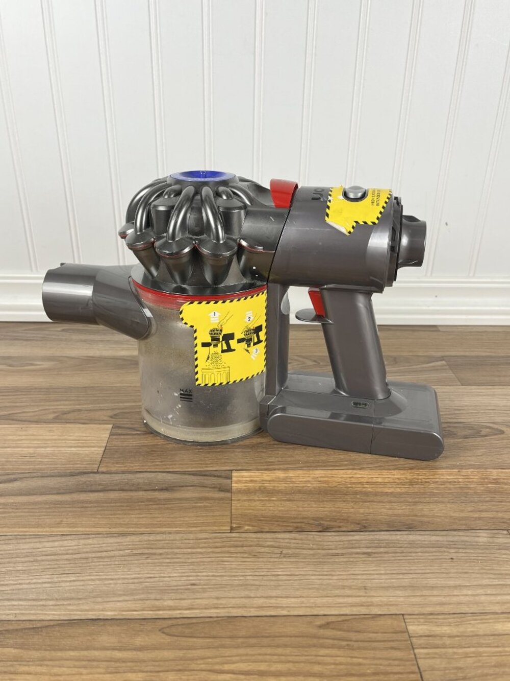 Dyson V8 SV10 Handheld Vacuum Cleaner Main Unit Body Motor Bin Tested